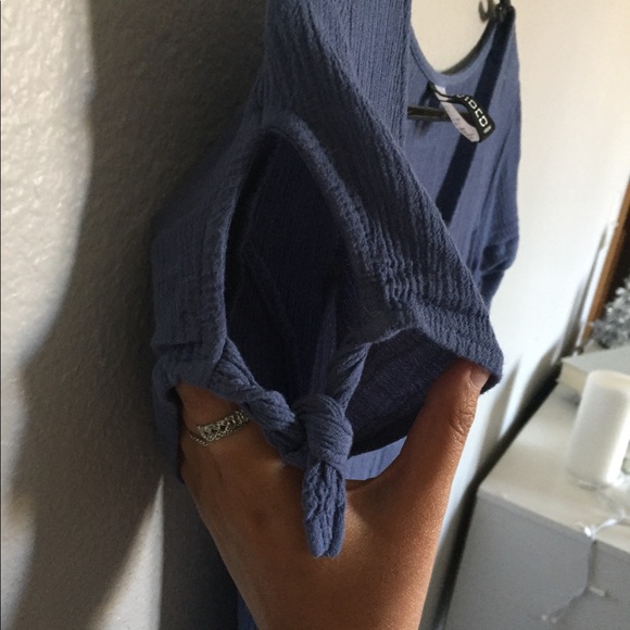 Short sleeve dress - Picture 5 of 5